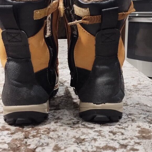 Timberland boys boots - Picture 3 of 7